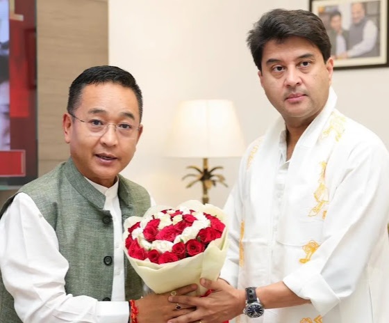 Sikkim CM Prem Singh Tamang Meets Union Minister Jyotiraditya Scindia in New Delhi