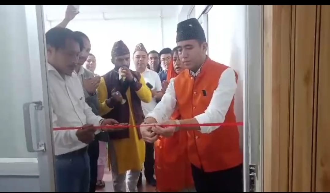 सुवासचन्द्र बोस जनकल्याण कार्यालय नाम दिएर खरसाङका विधायक सोनाम लामाले खोले आफ्नो कार्यालय